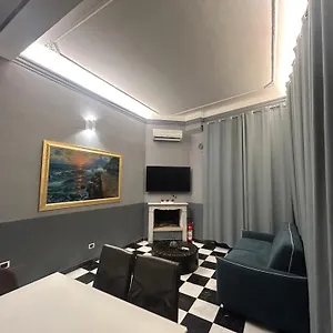  Appartamento Esposizione Roof Italia
